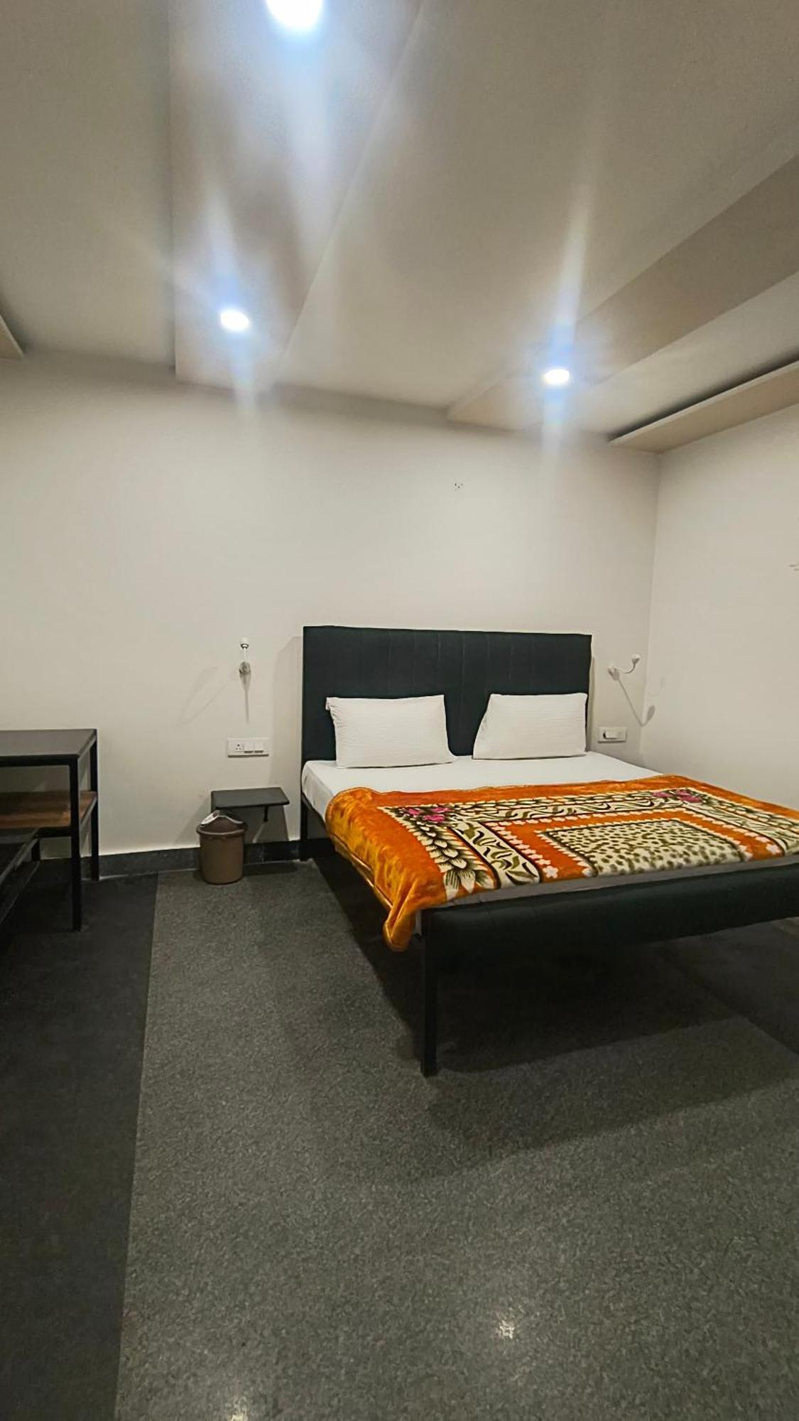 Townhouse 03 Hotel Агра Екстериор снимка